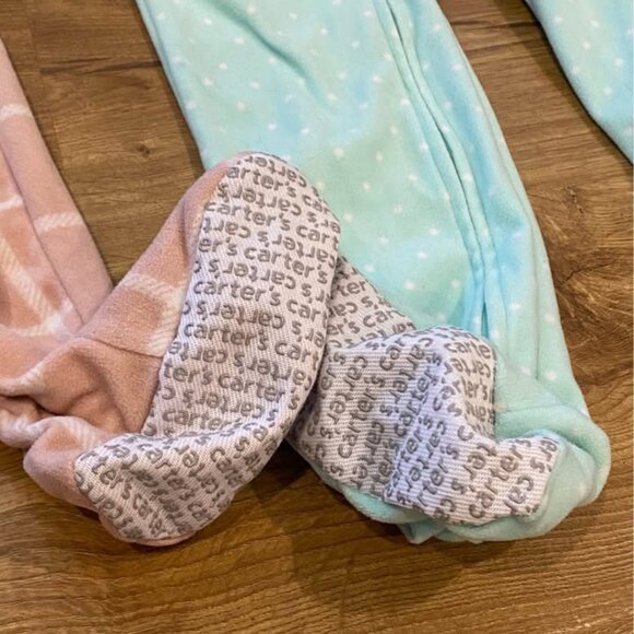 Onesie - Soft, Warm & Cozy for Baby - Toddler Carters Fleece bodysuit lot - Picture 6 of 9